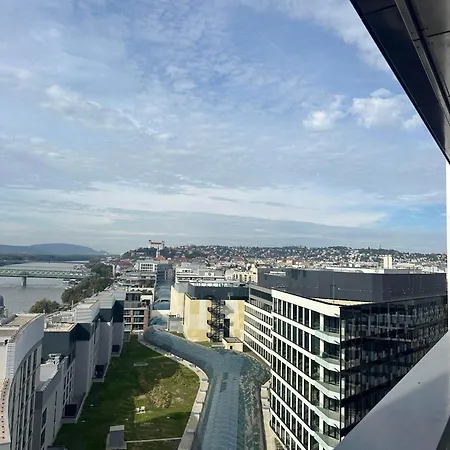 Daire Mrakodrap Skyscraper Eurovea 2 Witch Parking *
